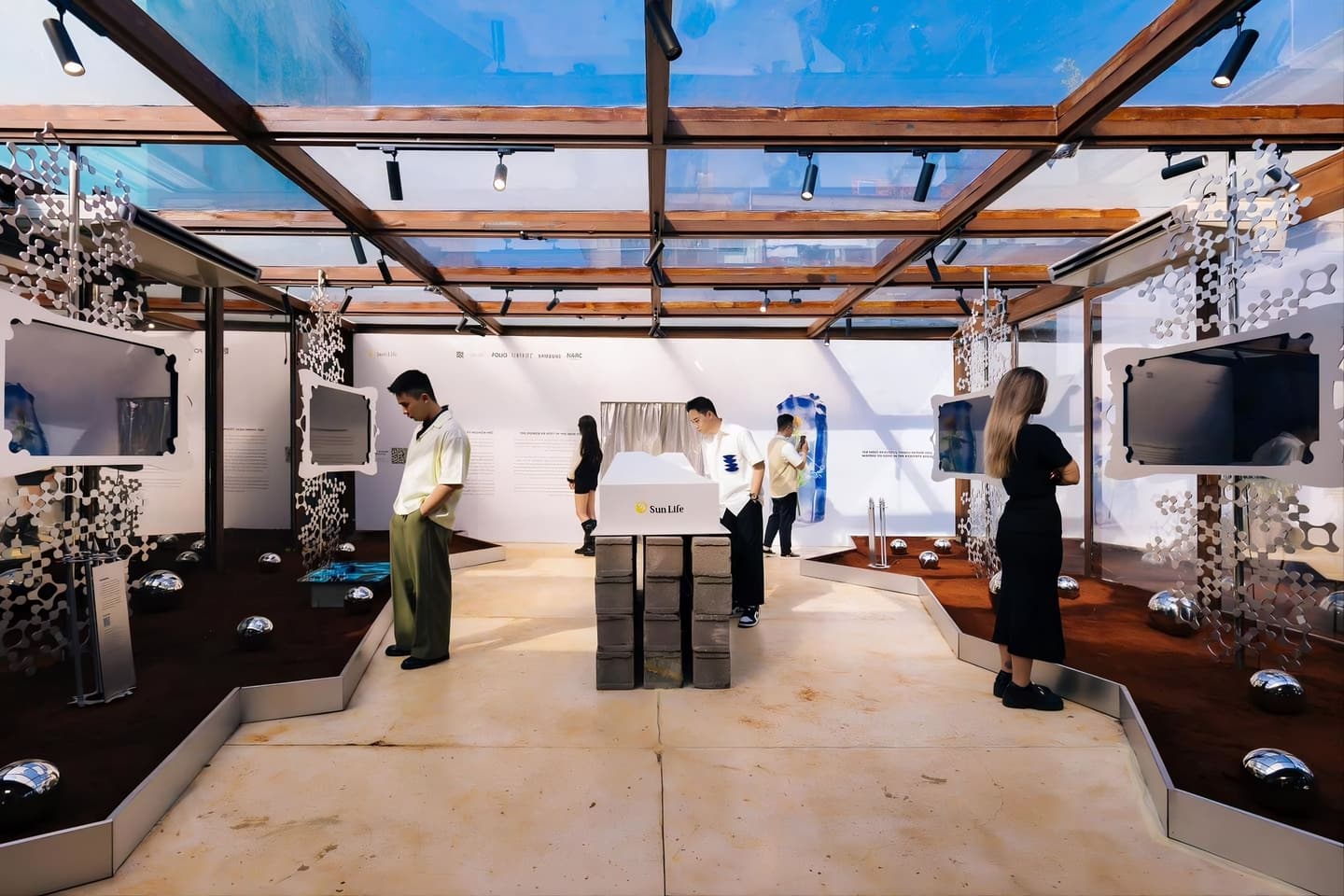 Pop-Up Nghệ Thuật & Phong Cách Sống