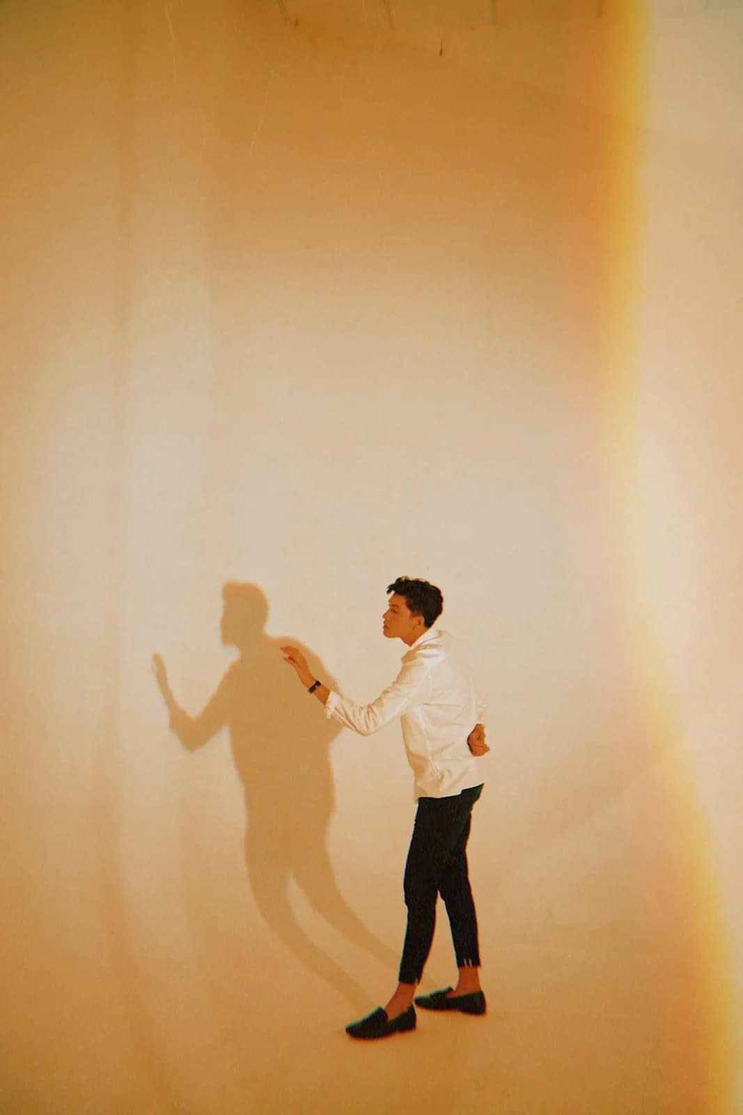 Chàng thơ – Quang Đại — styling bởi Trần Hoài Trang · 3