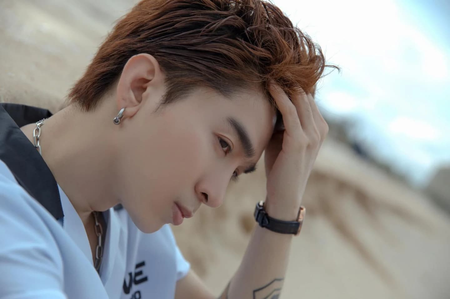 CHI DÂN – COVER ALBUM – ĐỢI THÊM BAO LÂU — styling bởi Trần Hoài Trang · 2