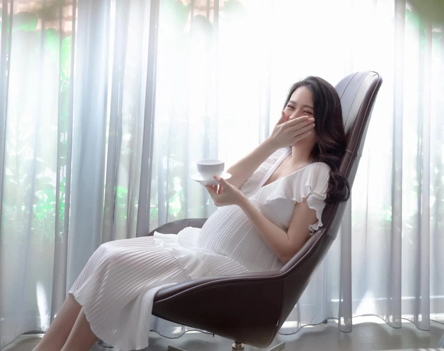 KHOẢNH KHẮC TUYỆT VỜI – CHỊ ĐÀM THU TRANG — styling by Trần Hoài Trang · 4