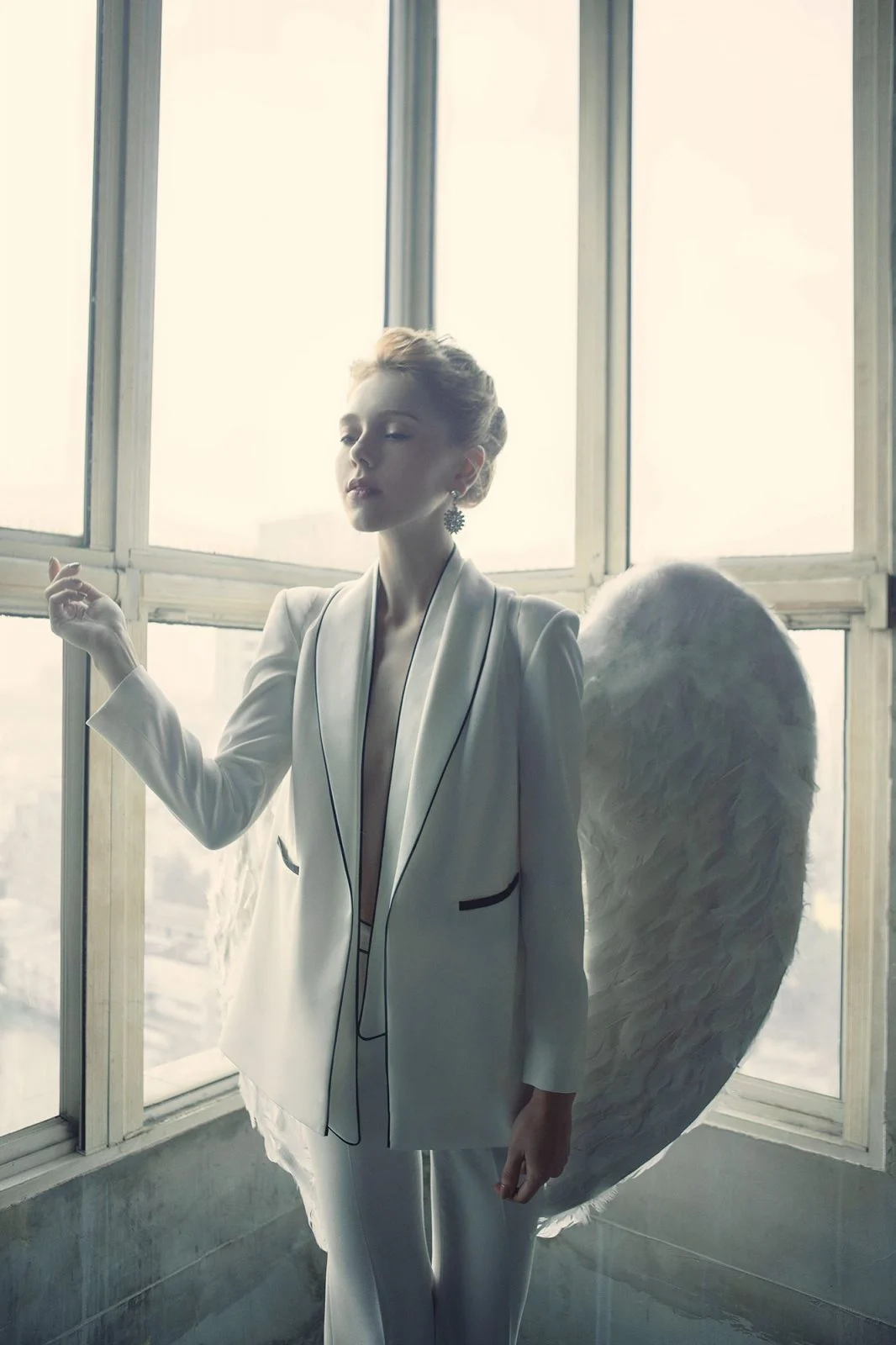 Can De Blanc – Angle among us — styling by Trần Hoài Trang · 5