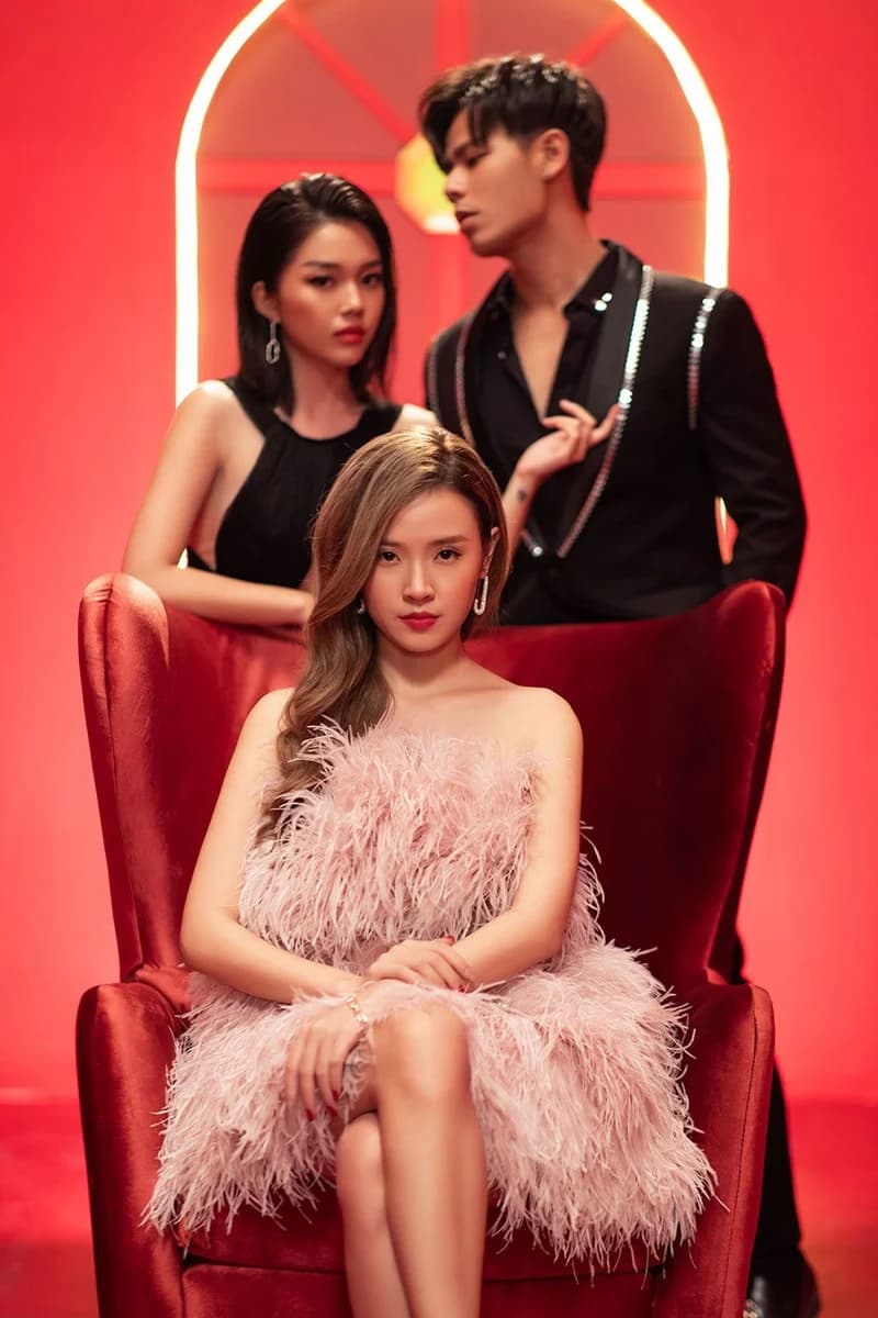 MV MIDU – ANH NGHĨ ANH LÀ AI — styling bởi Trần Hoài Trang · 1