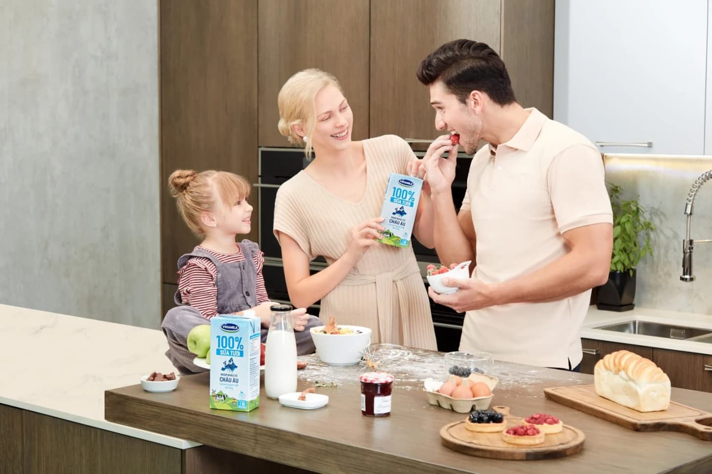 VINAMILK — styling bởi Trần Hoài Trang · 1