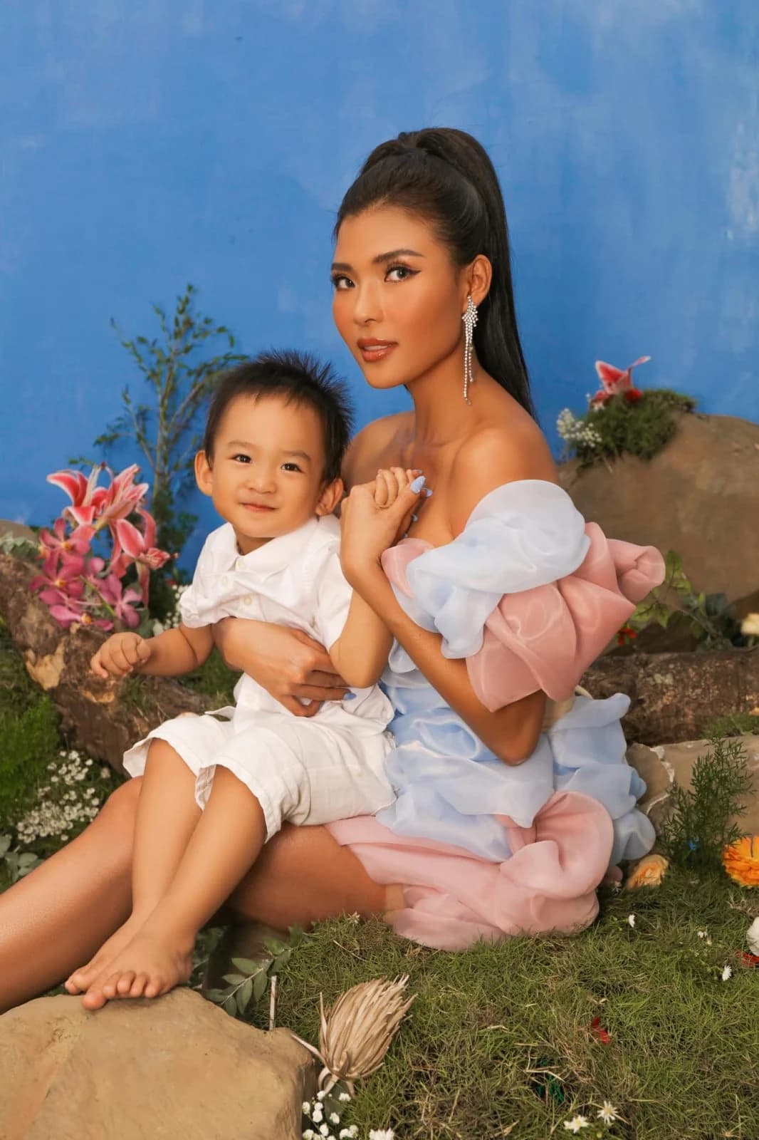 THUÝ DIỄM — styling by Trần Hoài Trang · 5