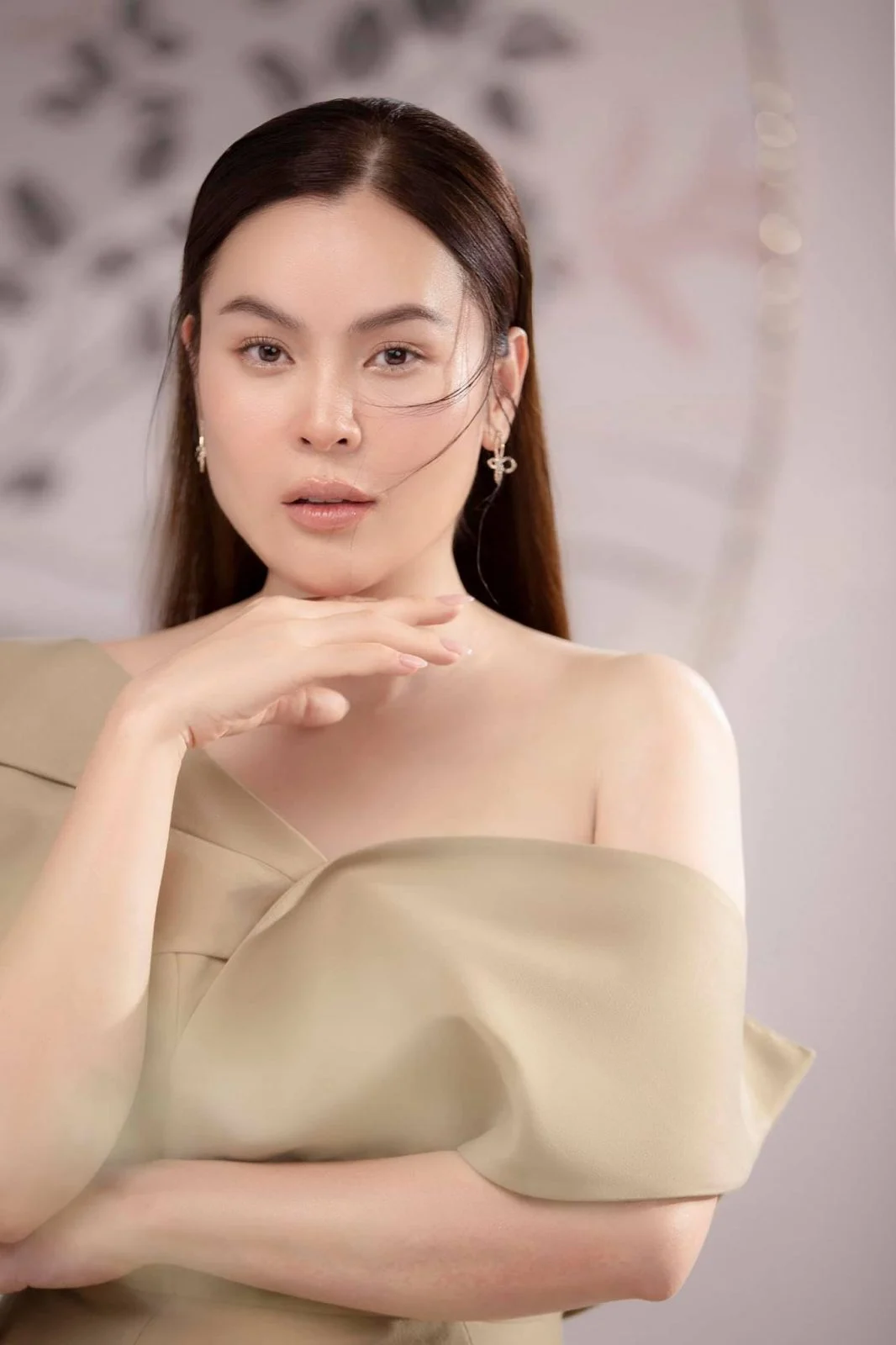 Hoa Hậu Phương Lê – Cho Nami — styling bởi Trần Hoài Trang · 3