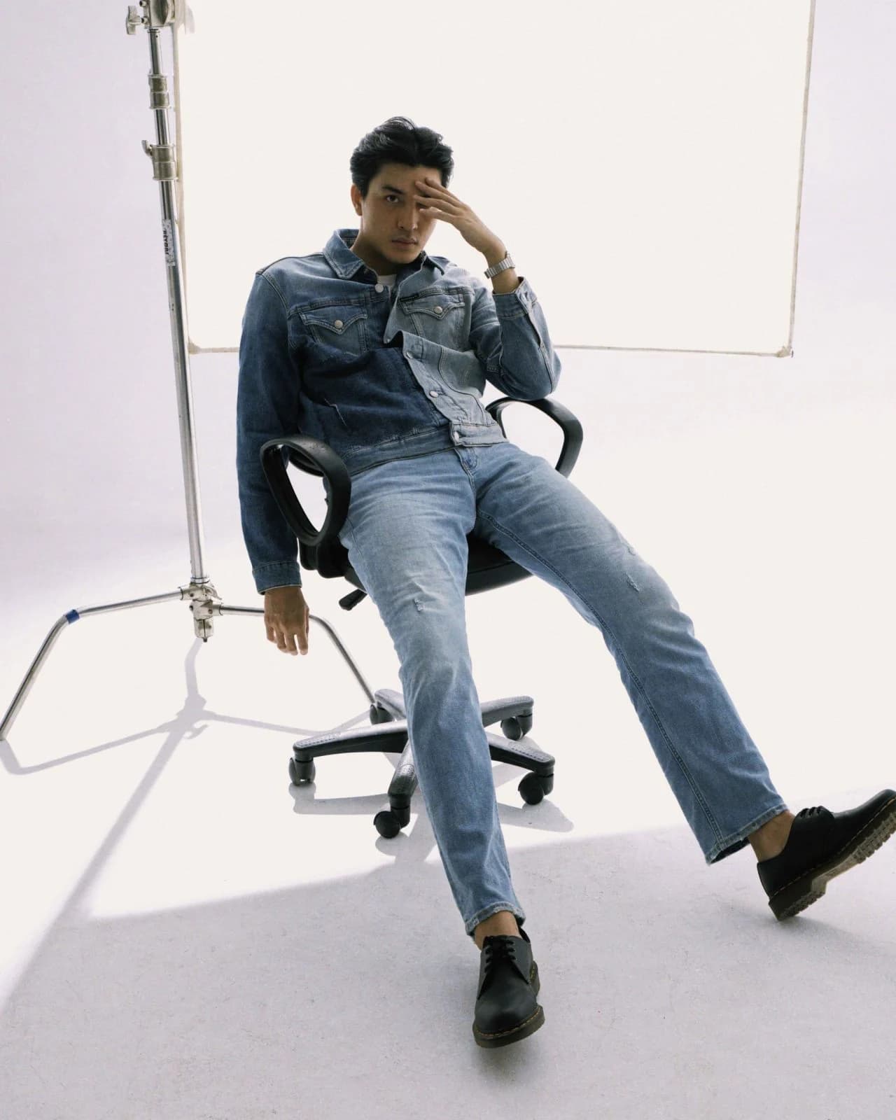 QUANG ĐẠI x CALVIN KLEIN — styling by Trần Hoài Trang · 5