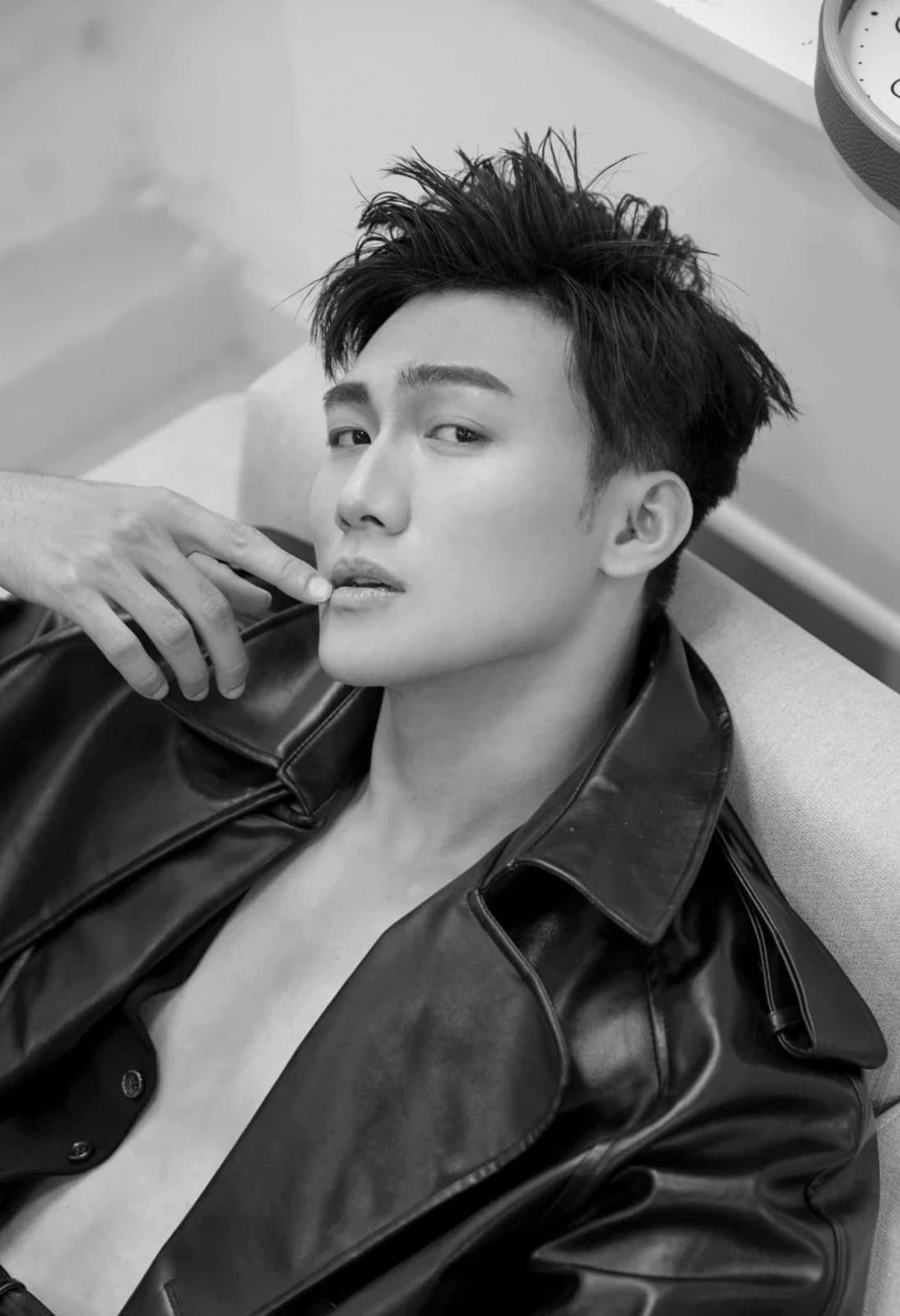 MẠC TRUNG KIÊN — styling bởi Trần Hoài Trang · 2