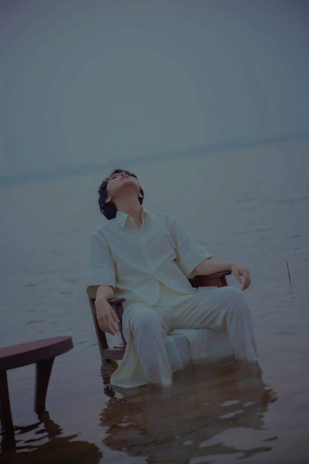 MV TÌM HÀNH TINH KHÁC – VŨ CÁT TƯỜNG — styling by Trần Hoài Trang · 5