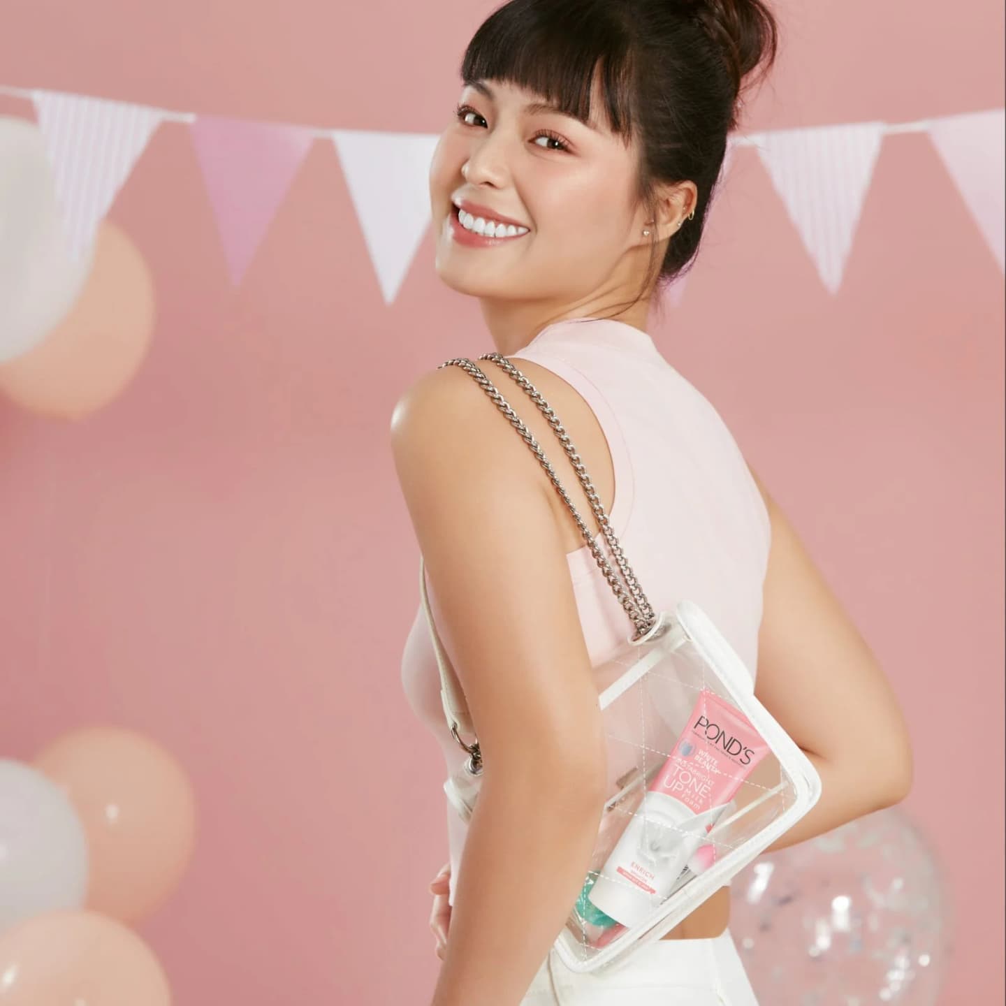 ADS – POND’S — styling bởi Trần Hoài Trang · 3