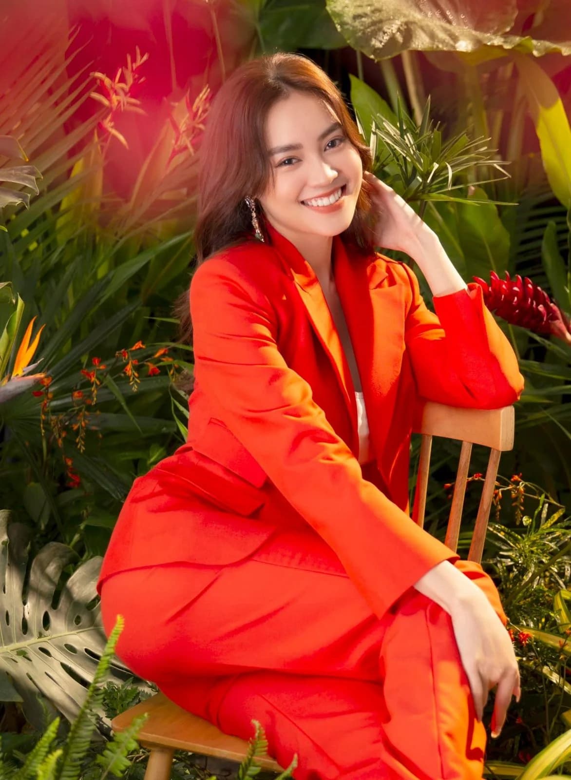 NINH DƯƠNG LAN NGỌC — styling by Trần Hoài Trang · 4
