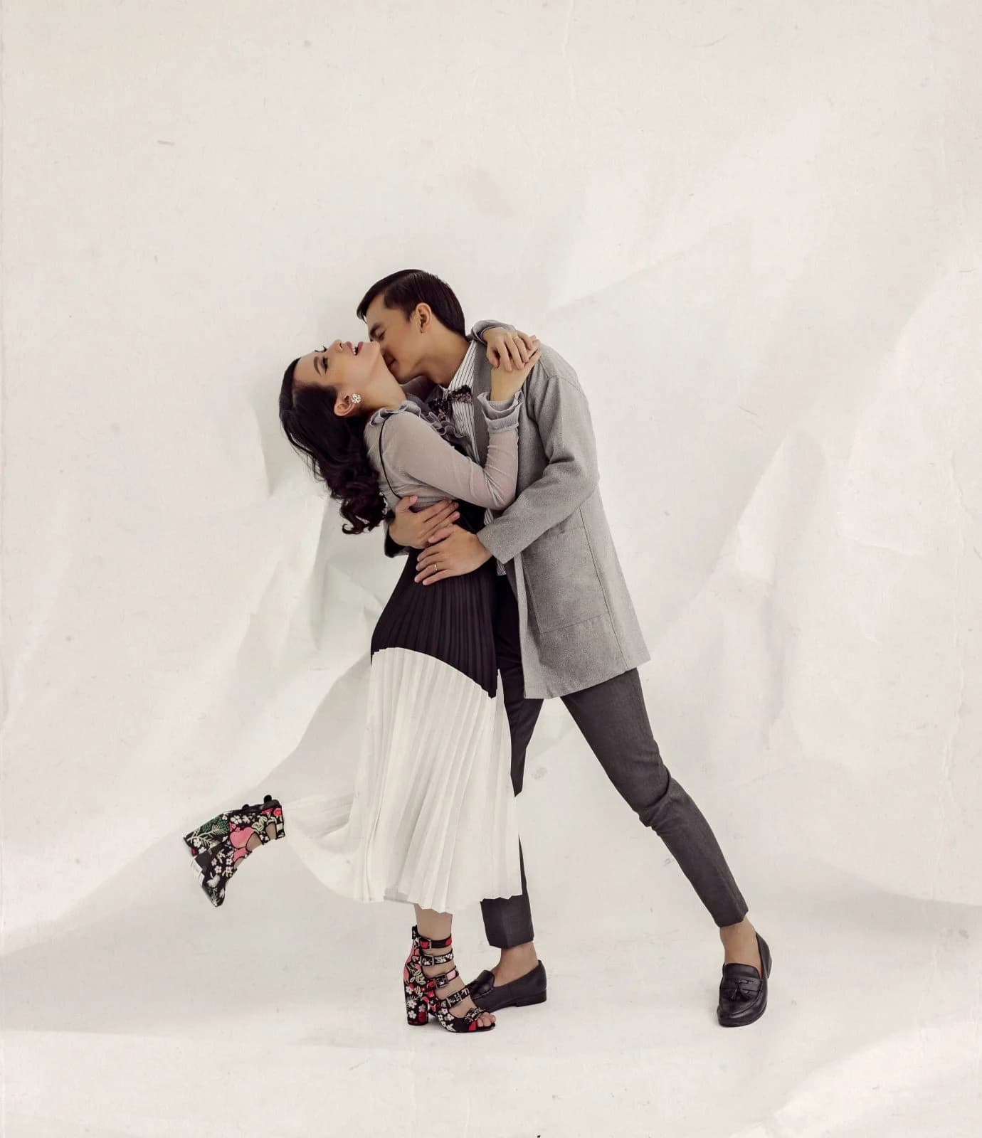 L’amour – Tú Vi & Văn Anh — styling bởi Trần Hoài Trang · 3