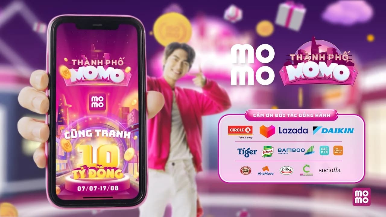 MOMO TVC — styling bởi Trần Hoài Trang · 1
