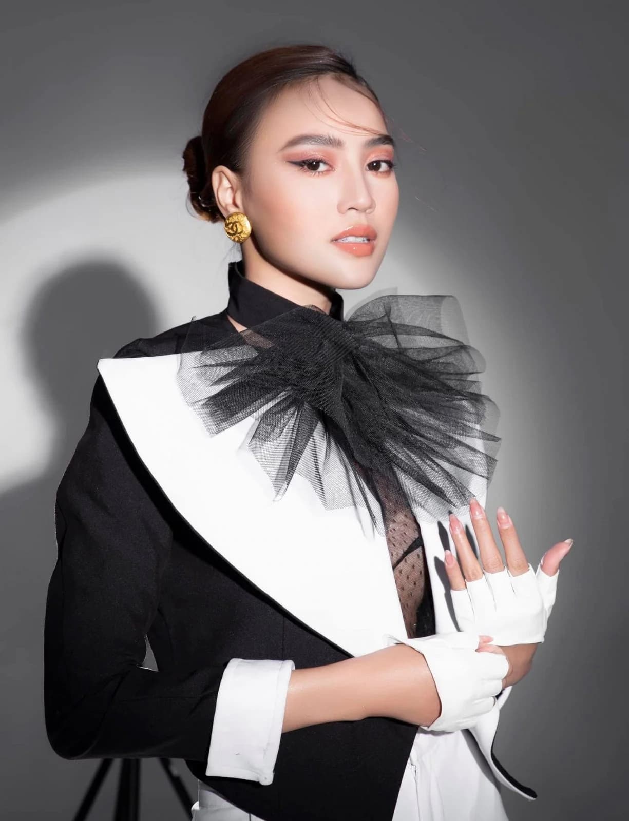 NINH DƯƠNG LAN NGỌC – BNW — styling bởi Trần Hoài Trang · 3