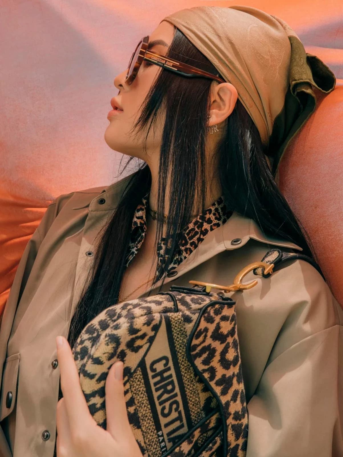 HOA HẬU KỲ DUYÊN x DIOR – PREFALL 21 — styling bởi Trần Hoài Trang · 4