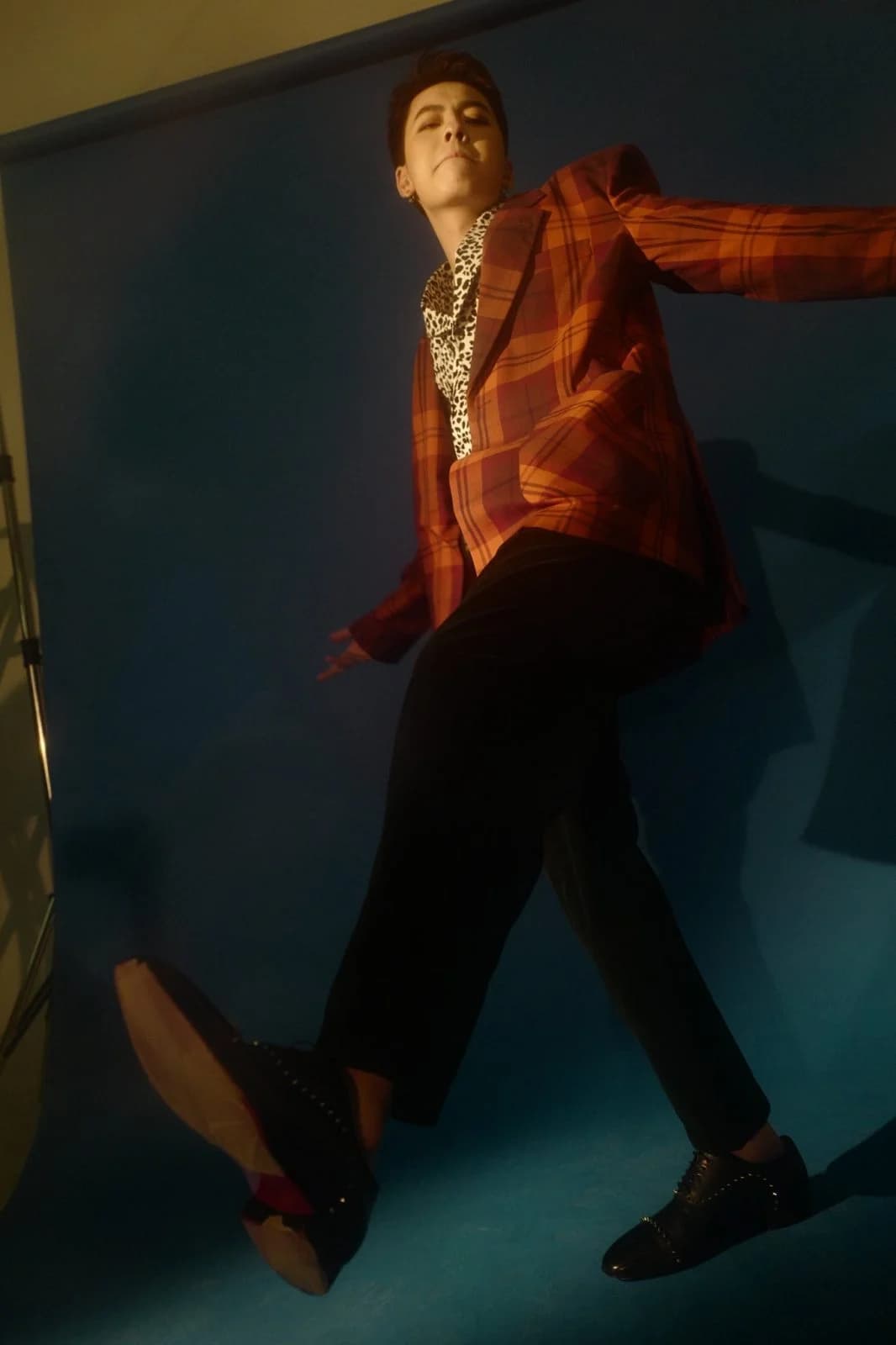 CA SĨ OSAD — styling bởi Trần Hoài Trang · 5