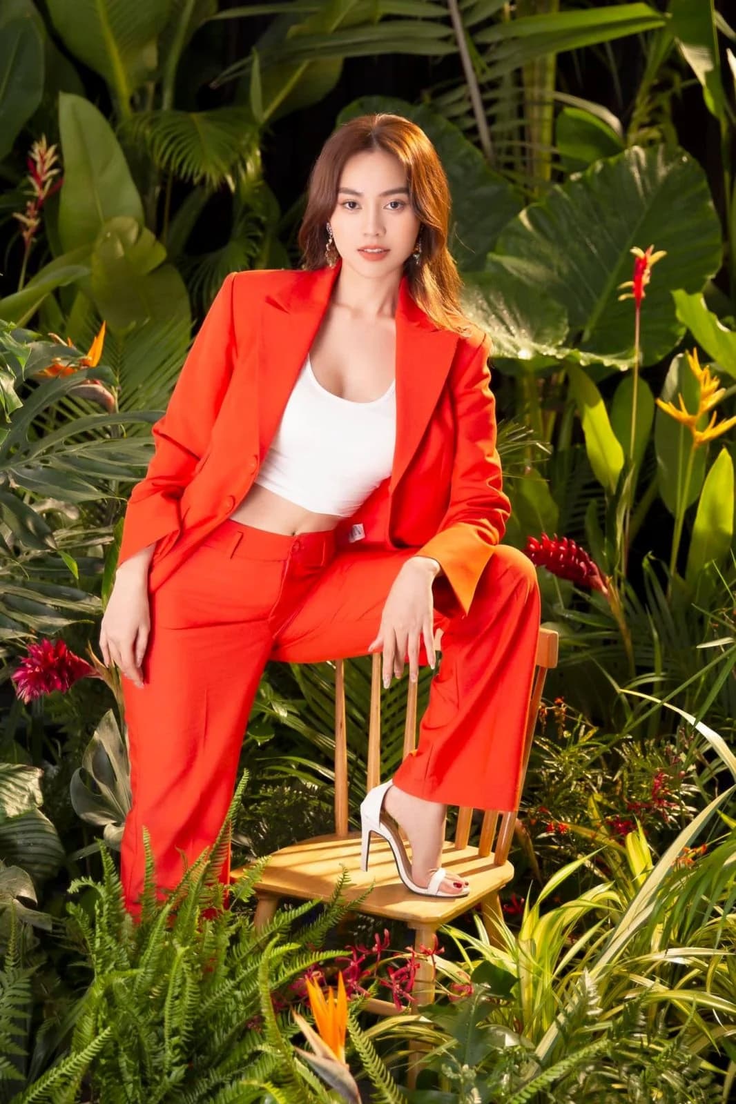 NINH DƯƠNG LAN NGỌC — styling by Trần Hoài Trang · 6