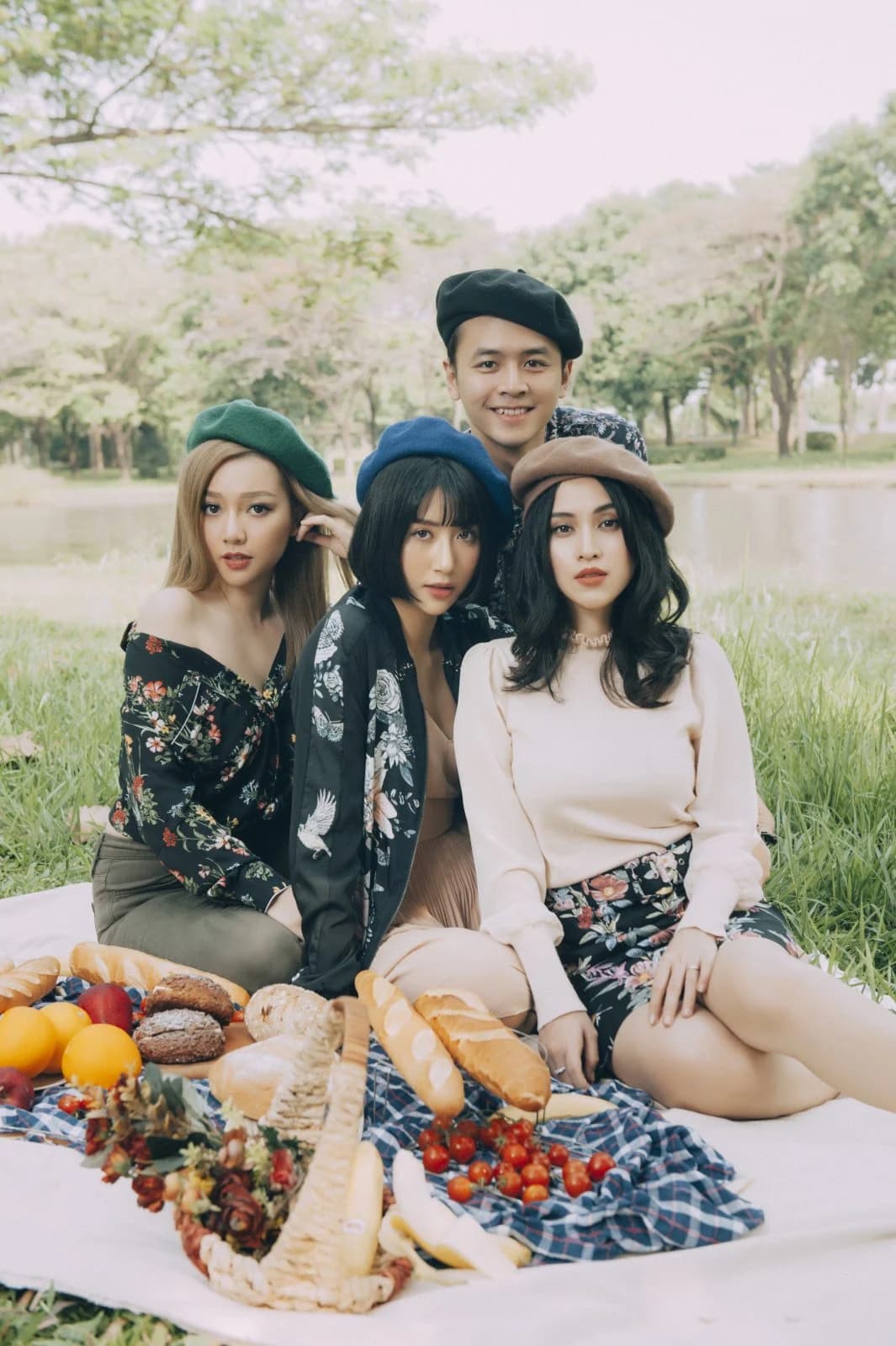 Tú Vi – Văn Anh – Băng Di – Quỳnh Anh Shyn — styling bởi Trần Hoài Trang · 1