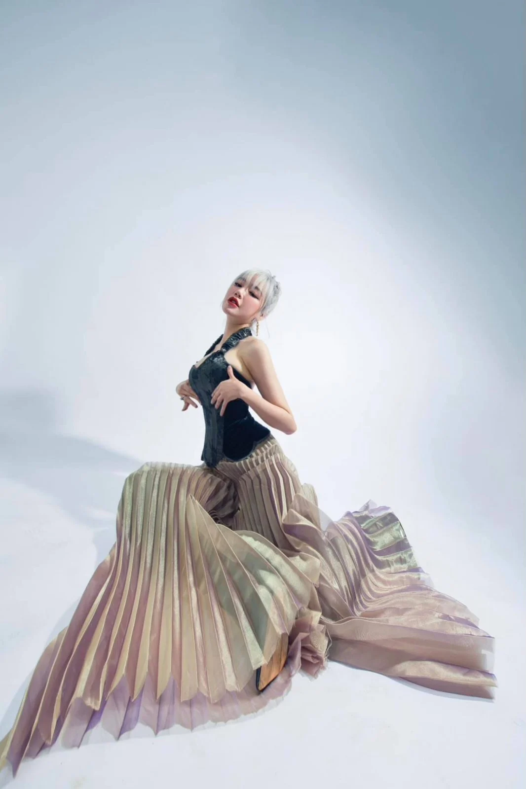 ELLY TRẦN — styling bởi Trần Hoài Trang · 1