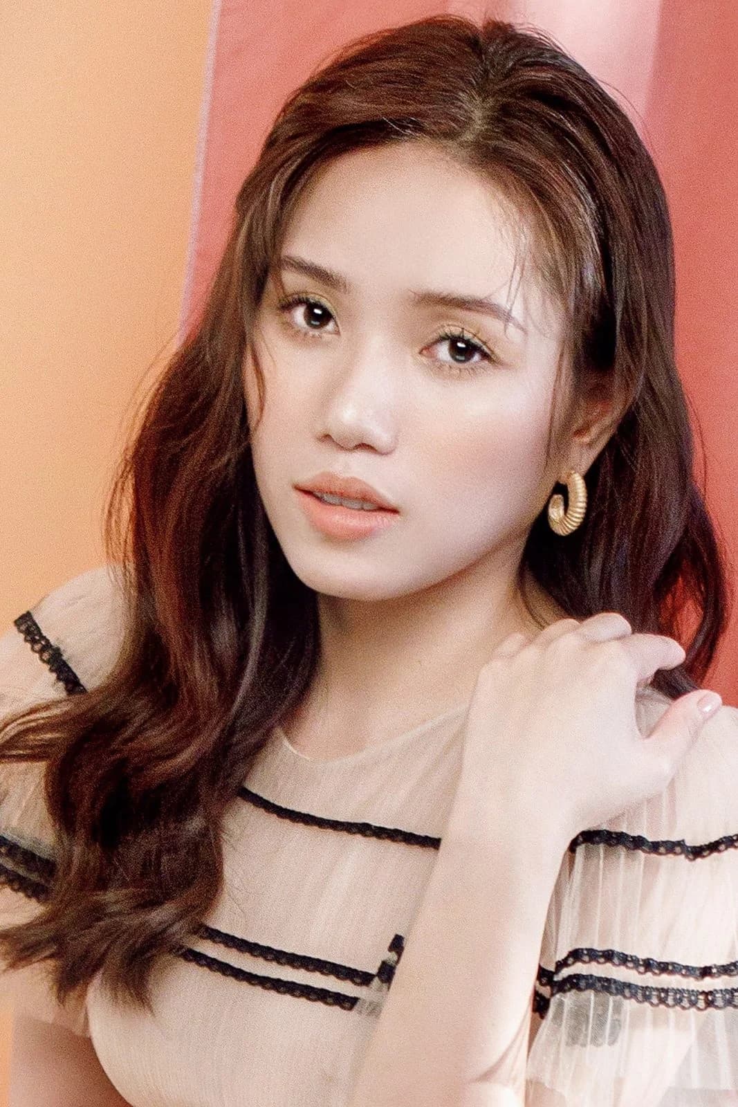 Ca sĩ Thuỳ Chi — styling bởi Trần Hoài Trang · 3