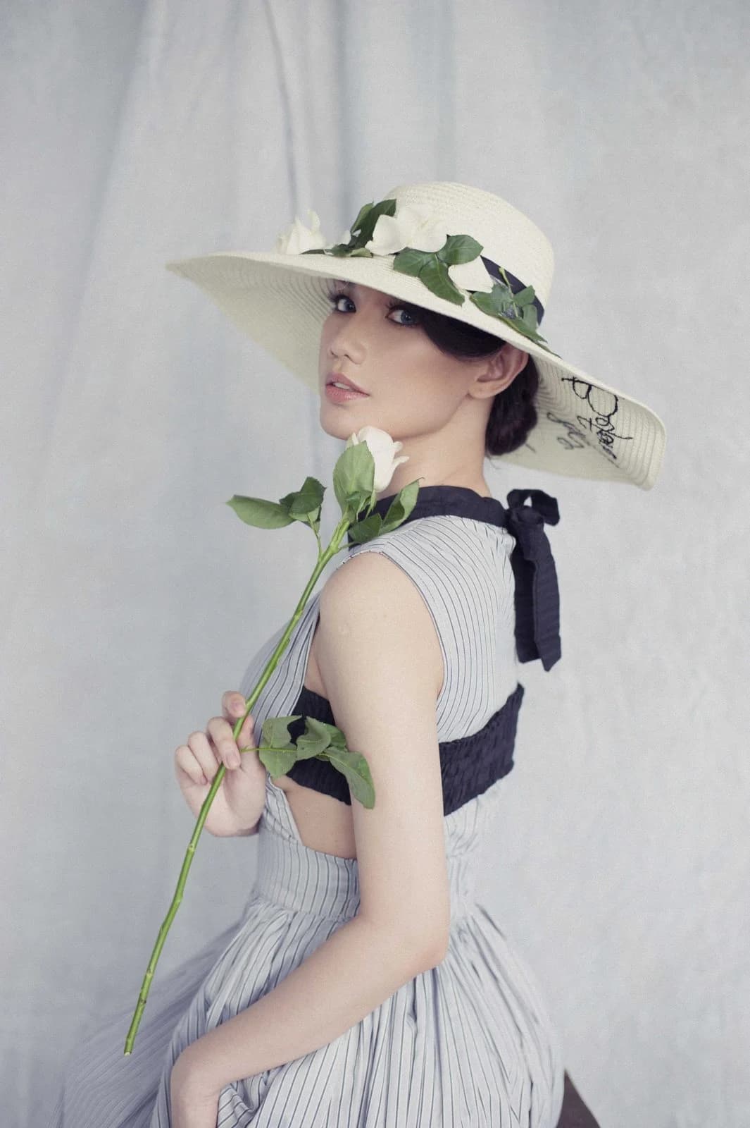 MC NGUYEN DO QUYNH CHI — styling by Trần Hoài Trang · 6