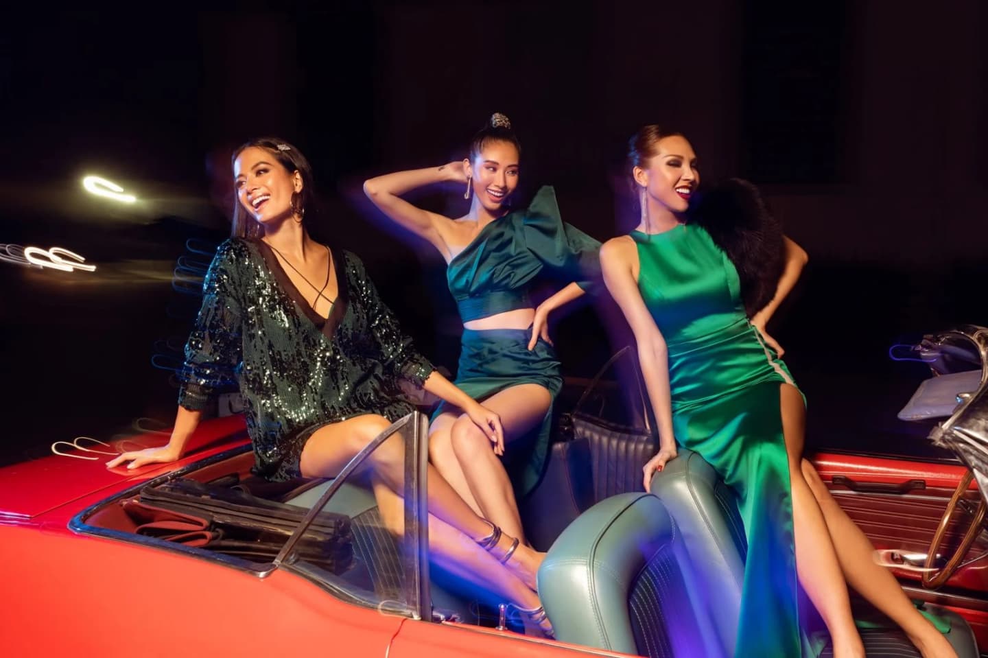 WALK OF FAME – XITA HOLIDAY — styling by Trần Hoài Trang · 5