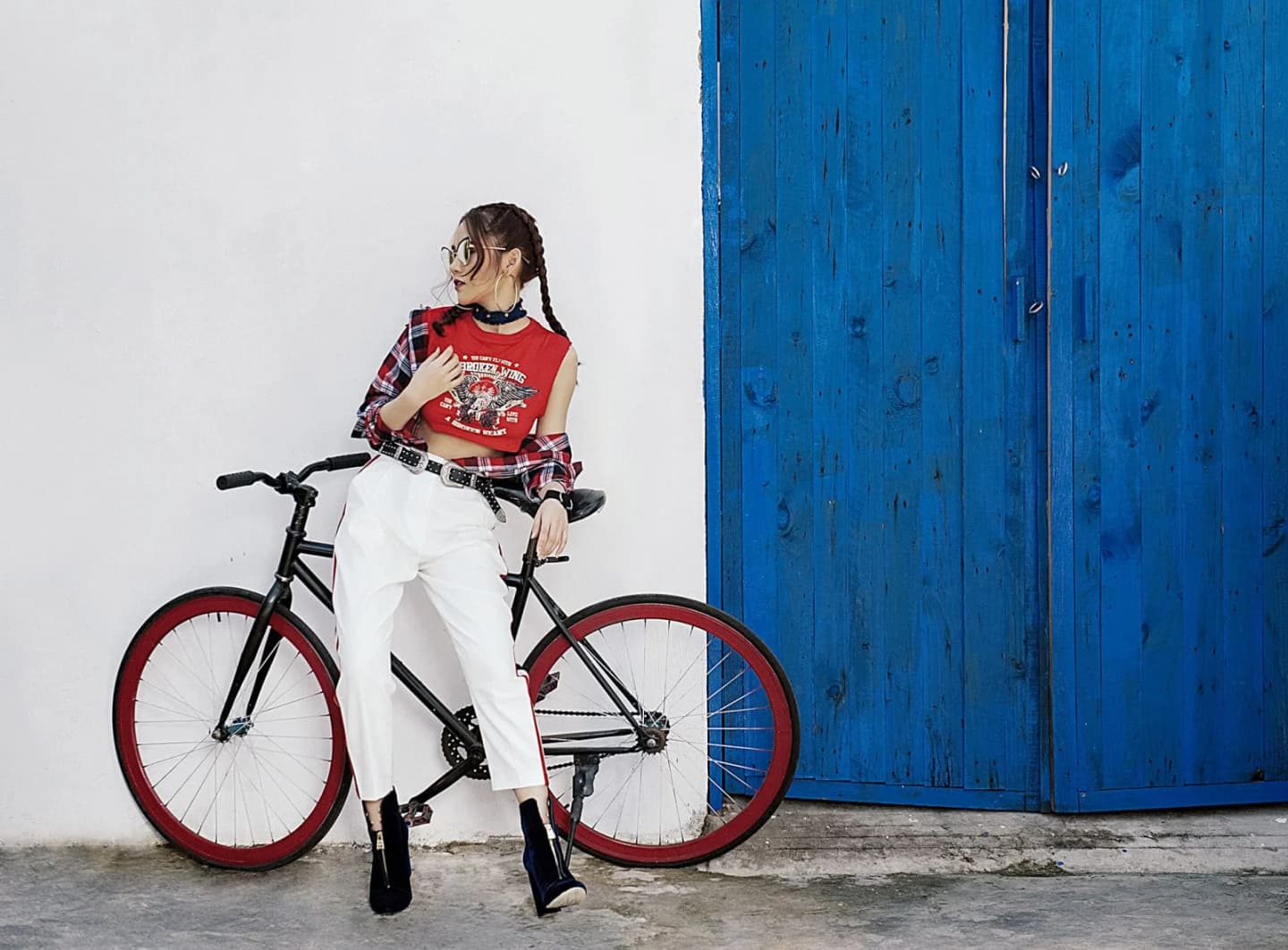 Van Shi – Singer — styling bởi Trần Hoài Trang · 1